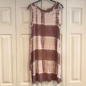 Mauve tye-dye dress. Flowy size Medium. Sleeveless
